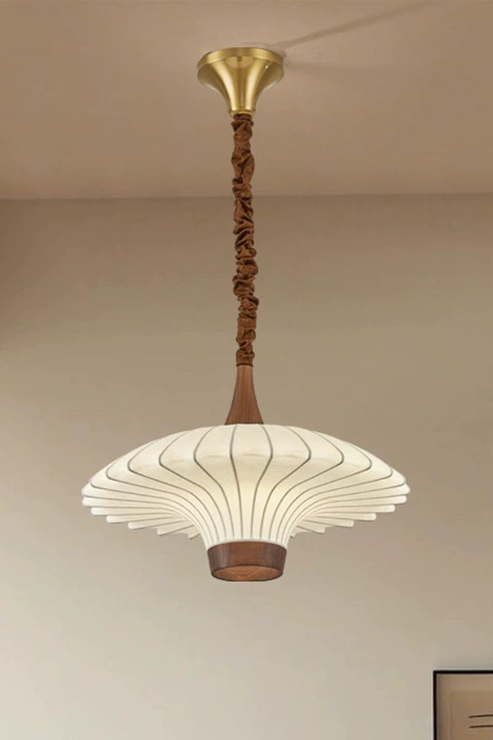 Silk Solid Wood Pendant Lamp