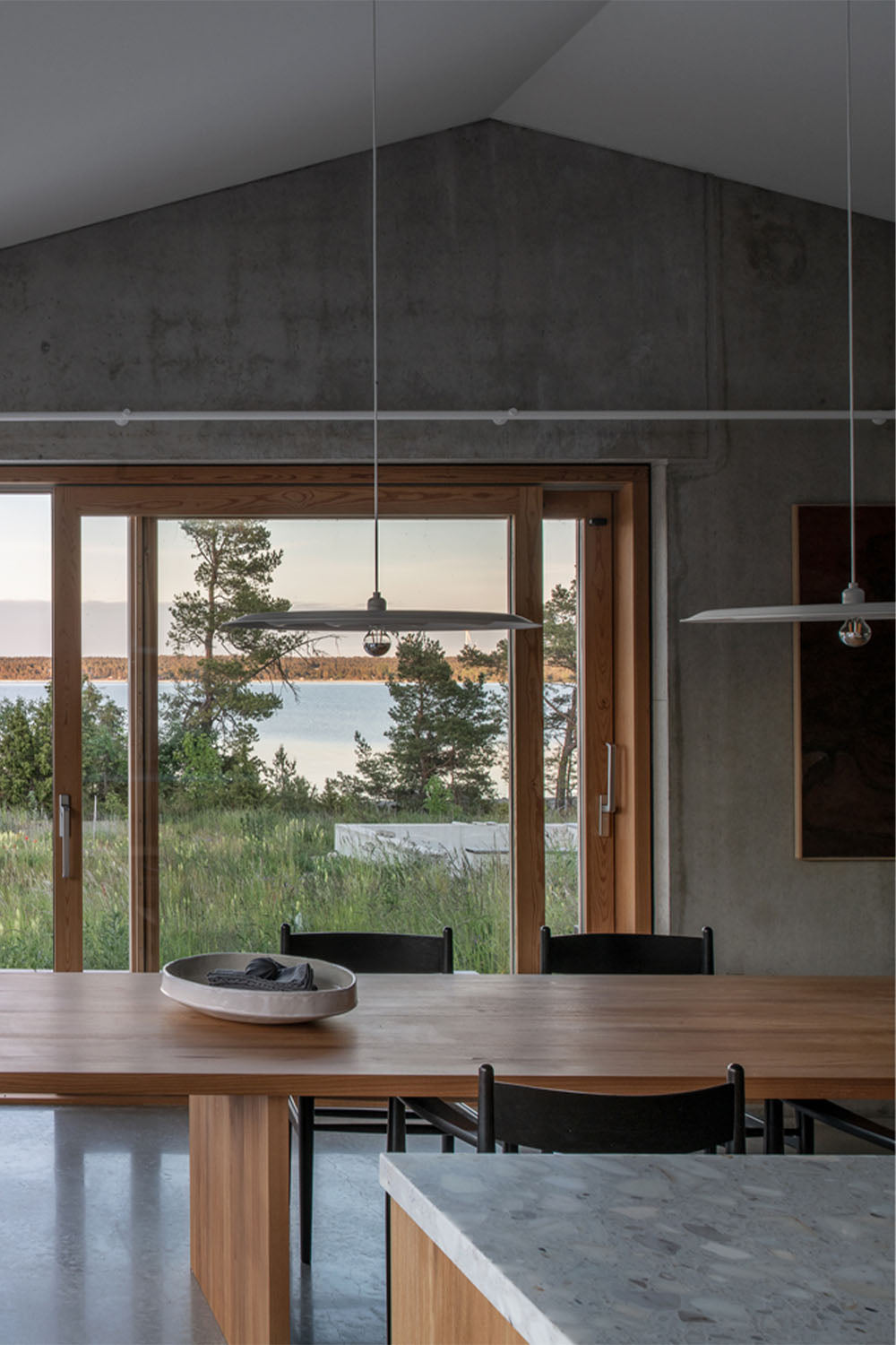 Simple Frisbee Pendant Light