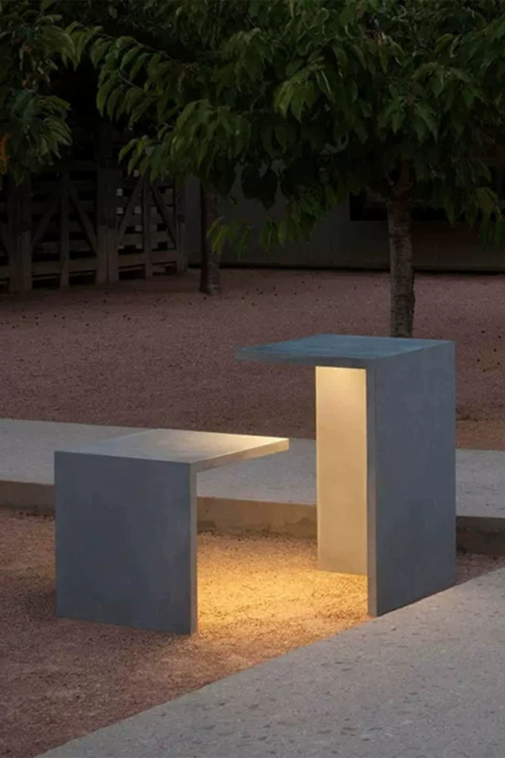 Simple Geometric Outdoor Floor Lamp