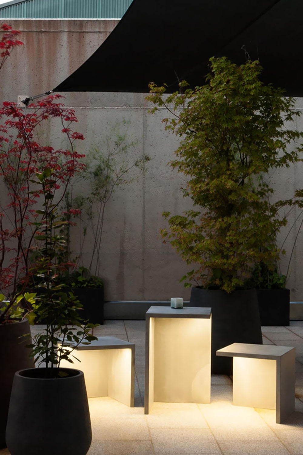 Simple Geometric Outdoor Floor Lamp