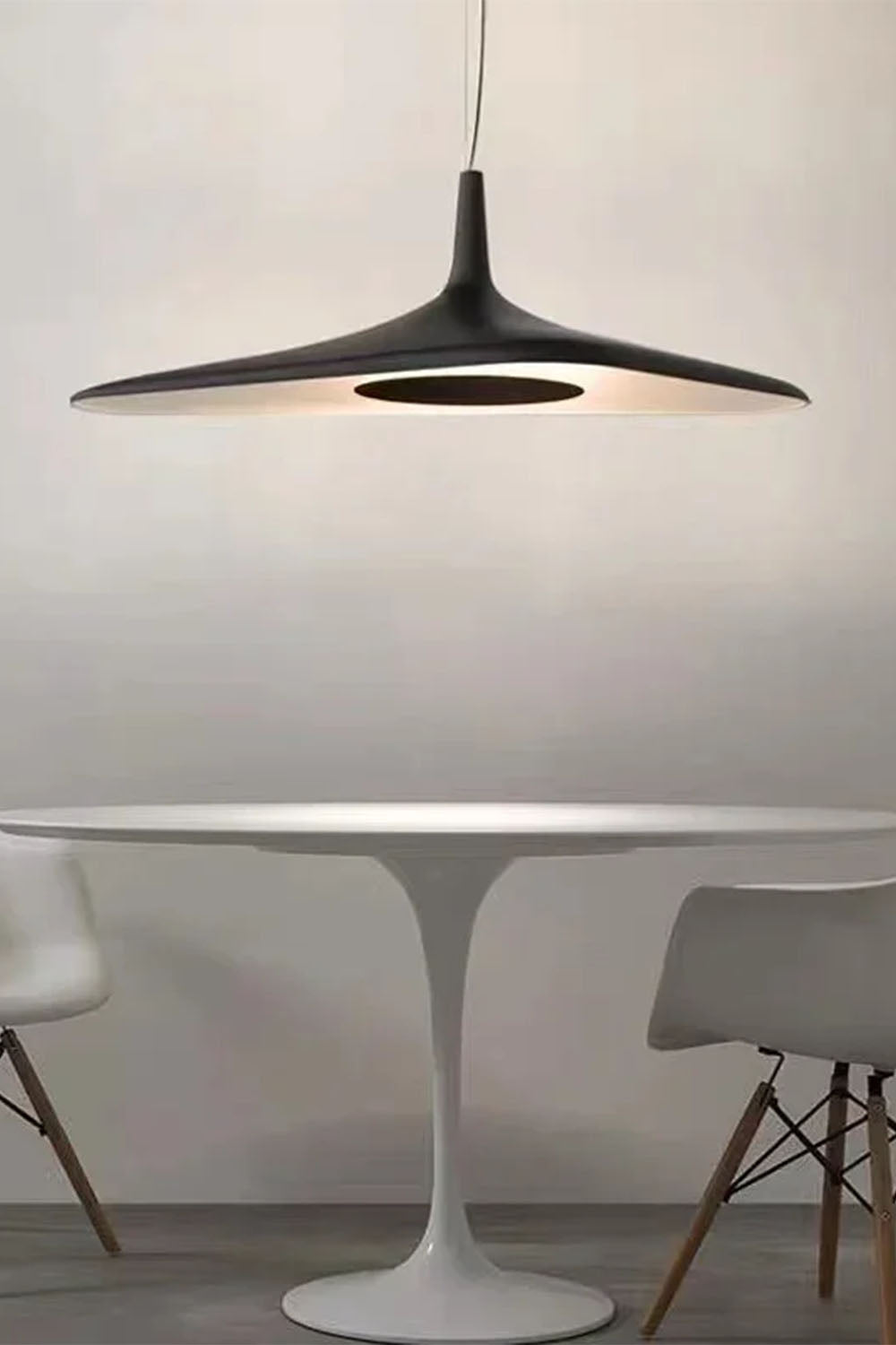 Simple Aero Pendant Light
