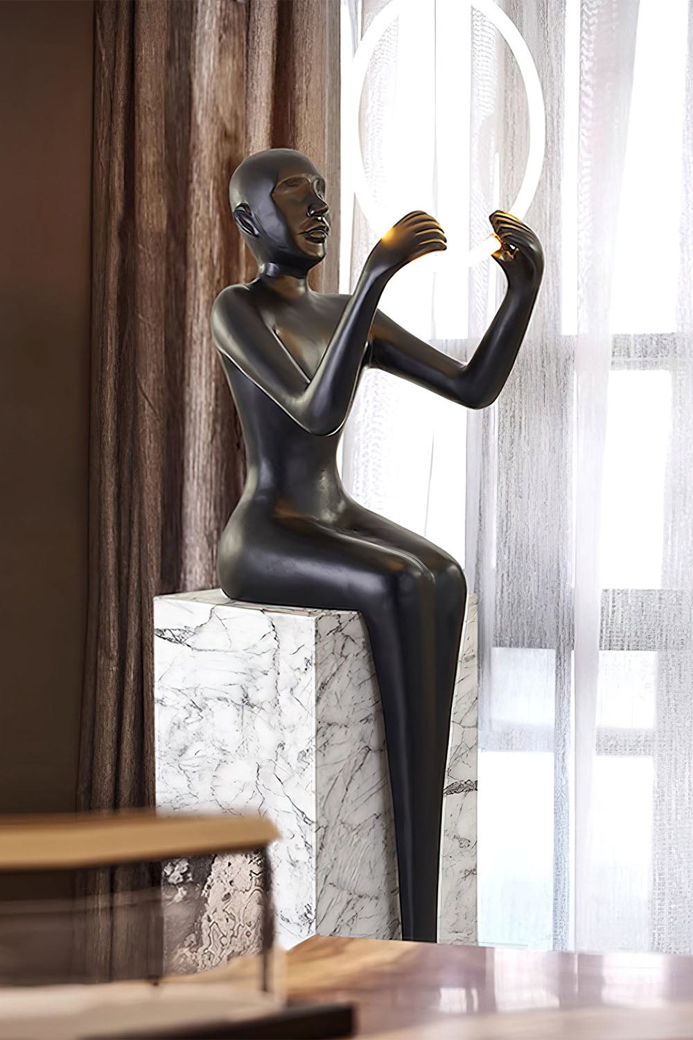 Sitting Sculpture Floor Lamp
