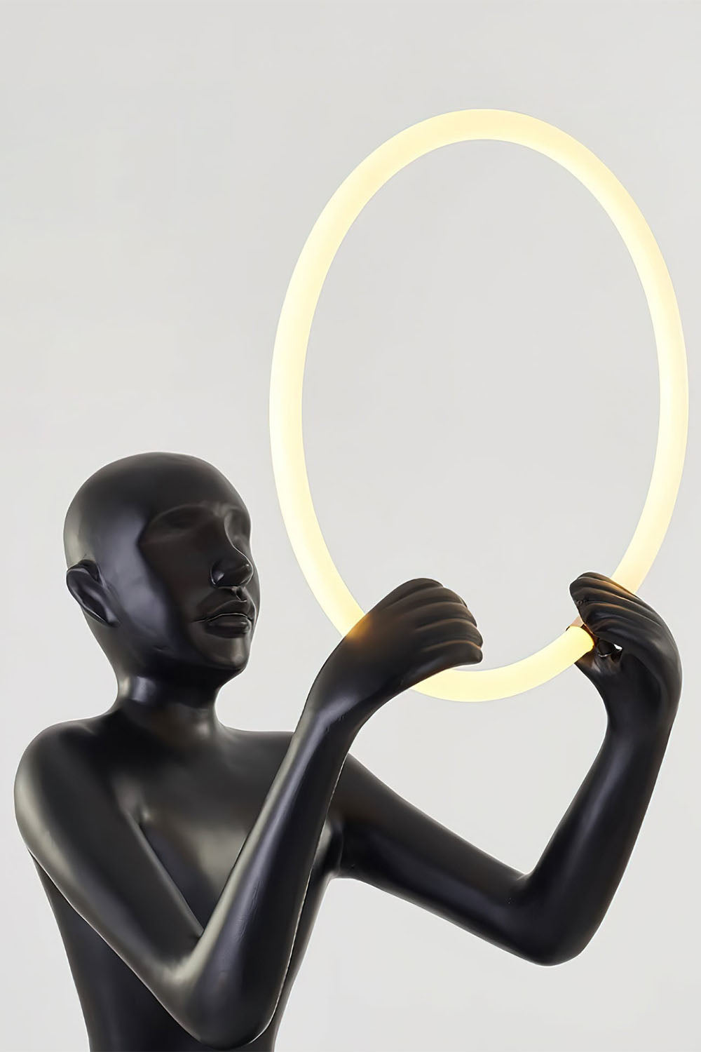 Sitting Sculpture Floor Lamp