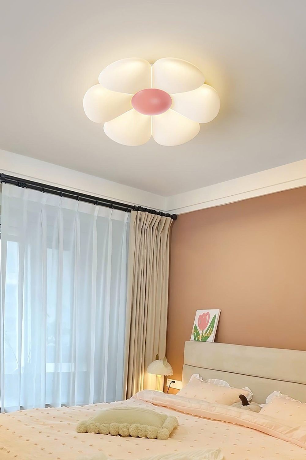 Six-leaf Flower Ceiling Lamp