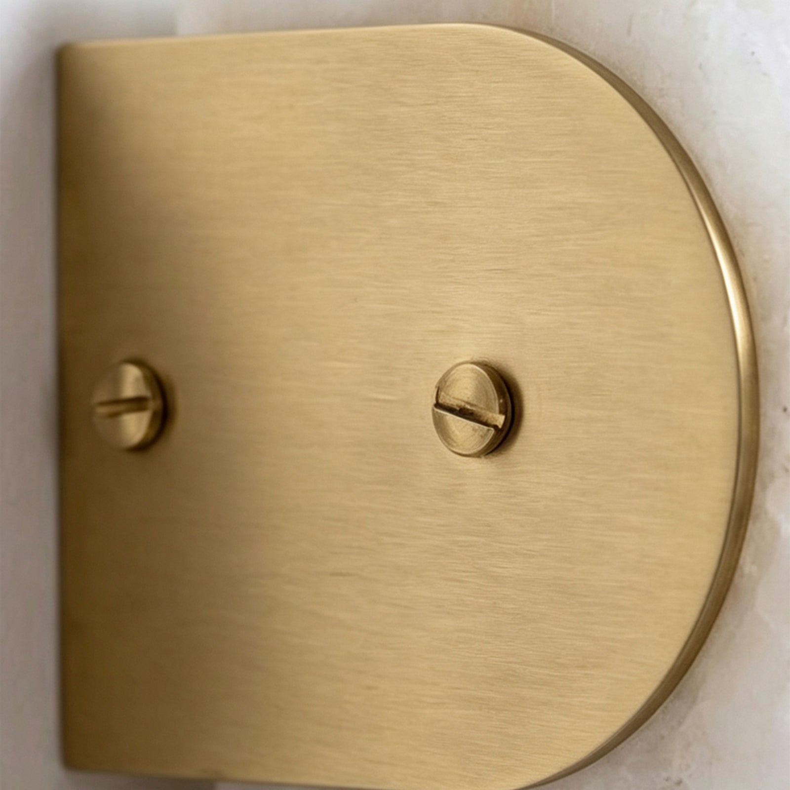 Half-Moon Metal Mount