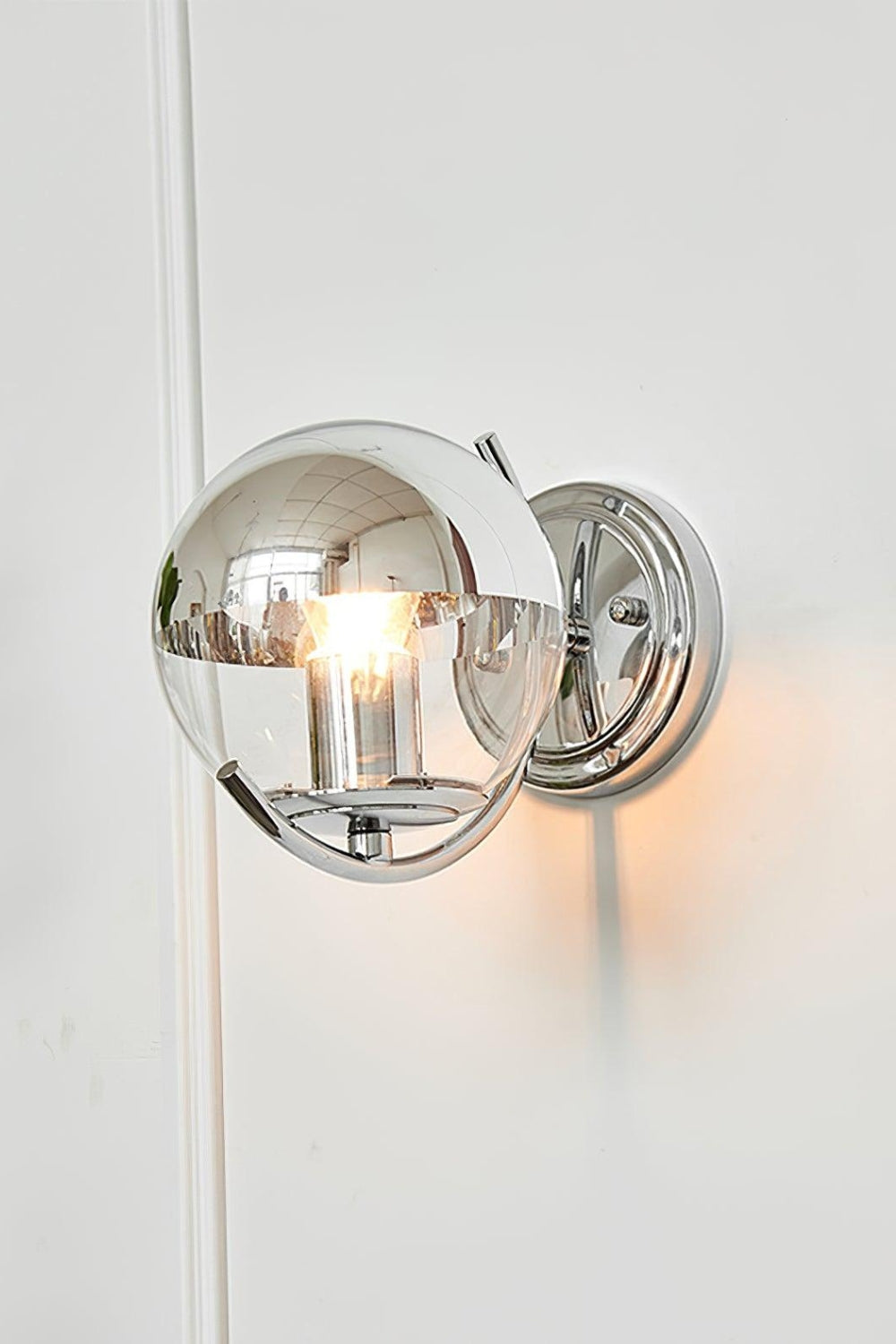 Space Ball Wall Lamp