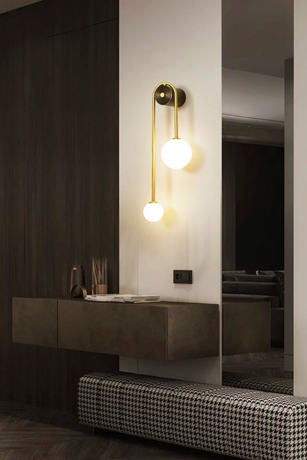 Spherical Light Luxury Wall Lamp