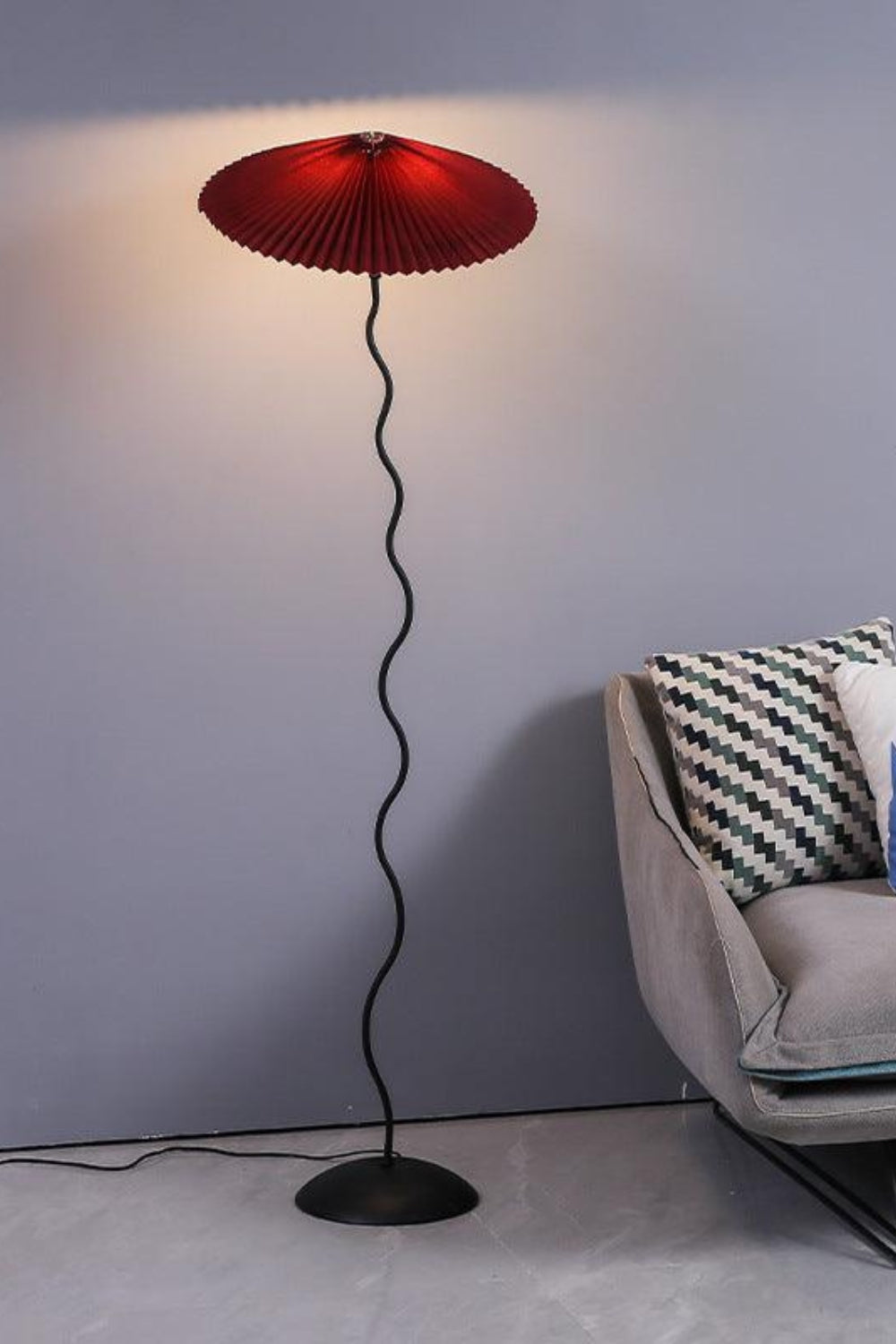 Squiggle Floor Lamp - SamuLighting