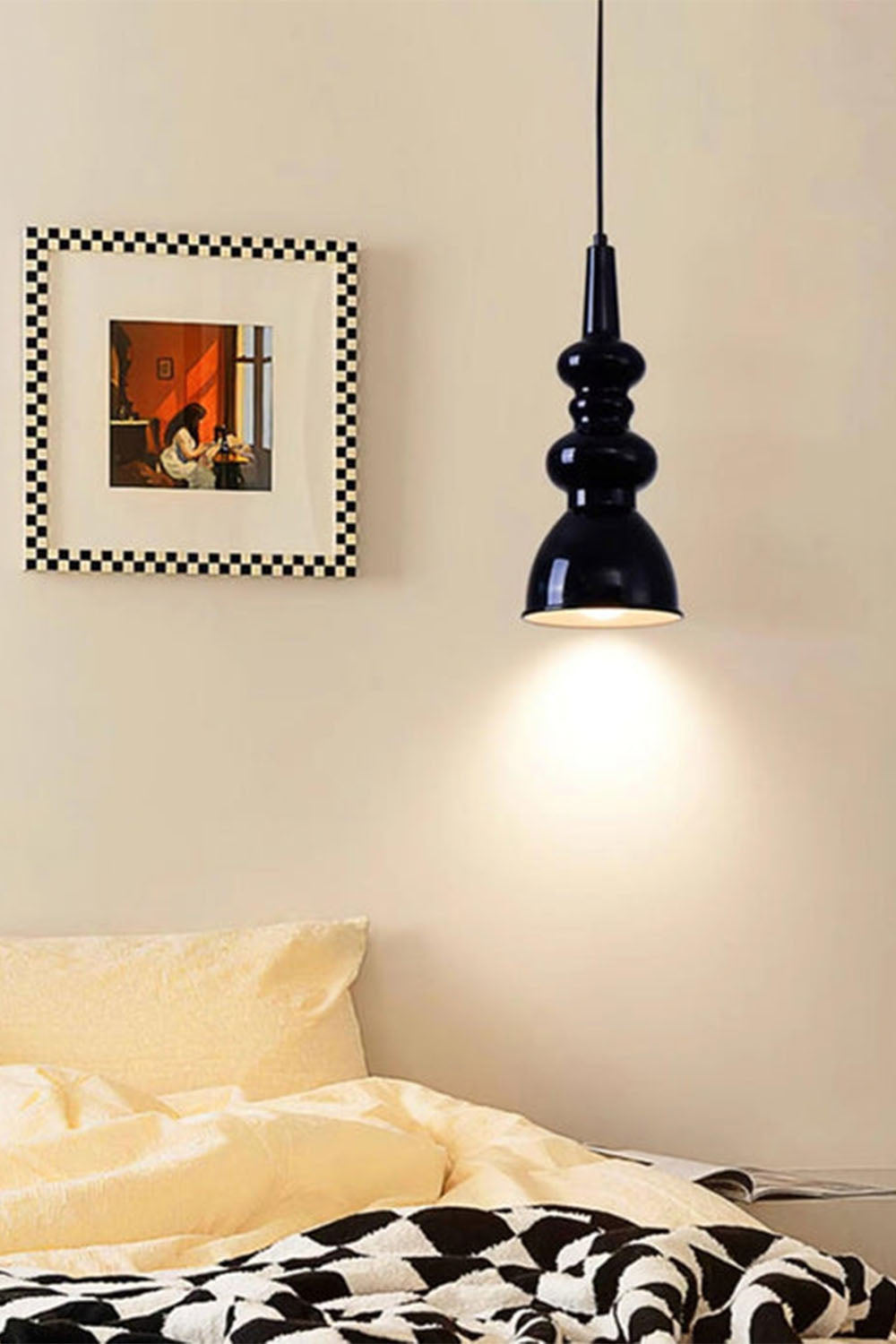 Svelte Noir Pendant Light