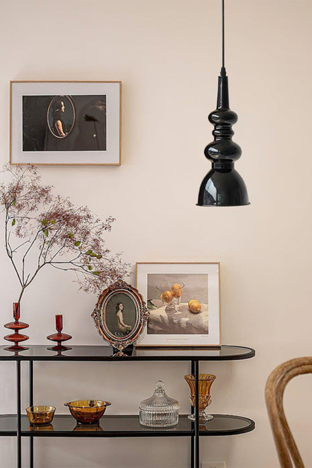 Svelte Noir Pendant Light