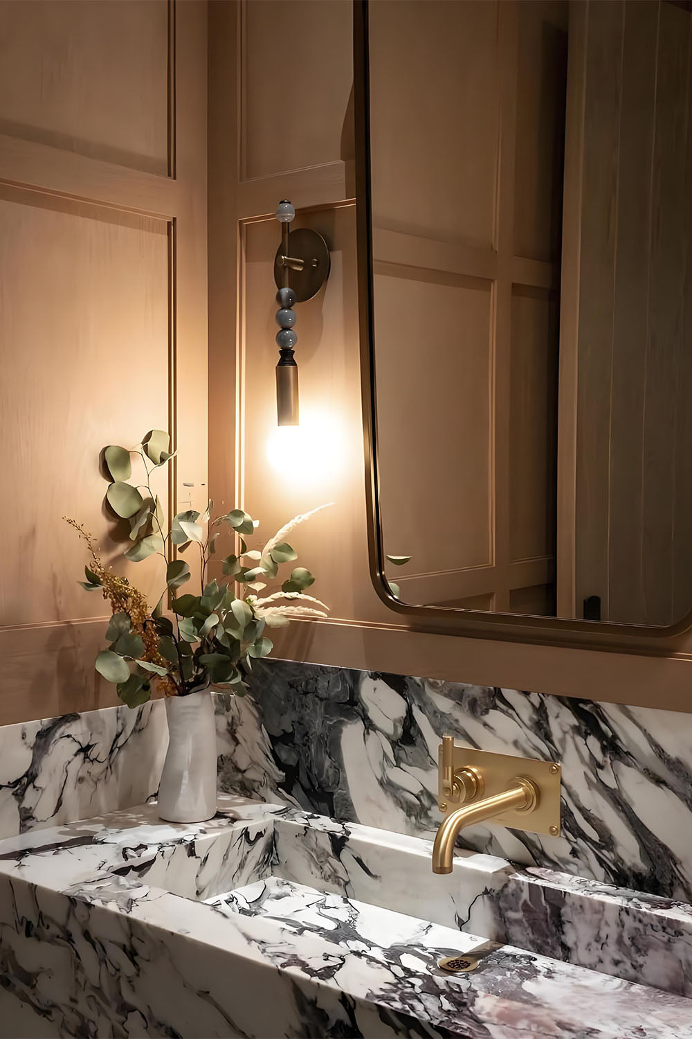 Talisman 1 Wall Light
