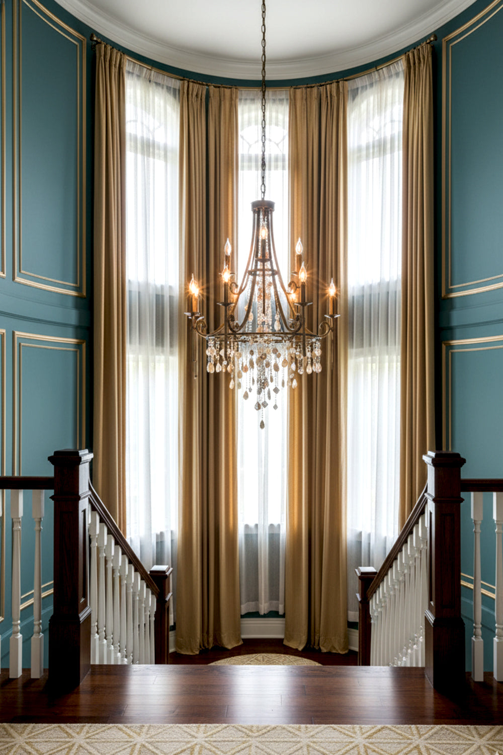 Tatum Lux Shell Crystal Chandelier