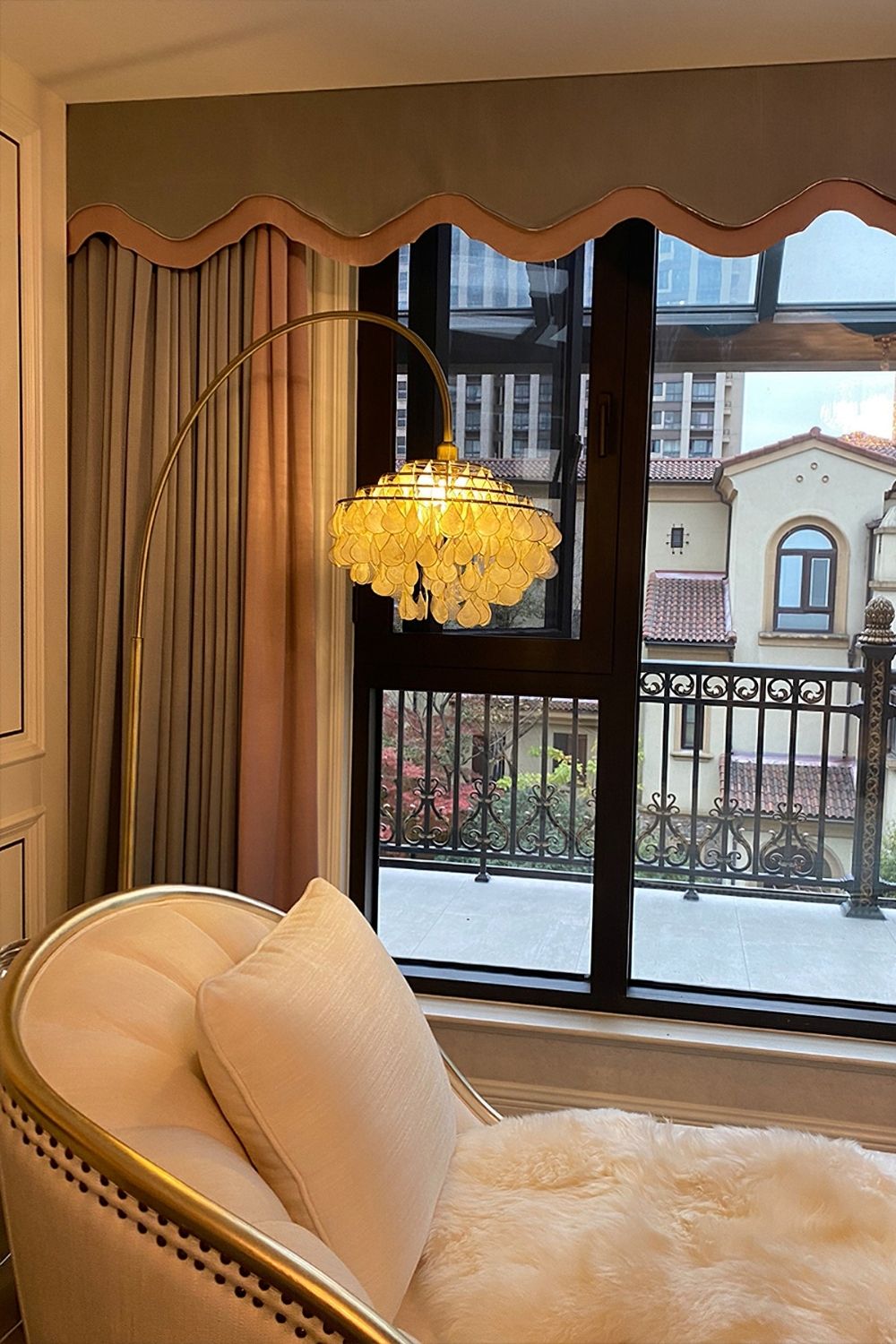 Teardrops Capiz Arc Floor Lamp