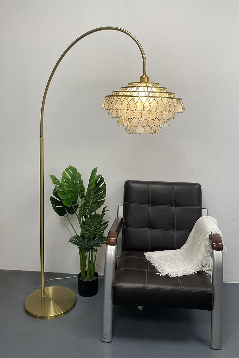 Teardrops Capiz Arc Floor Lamp