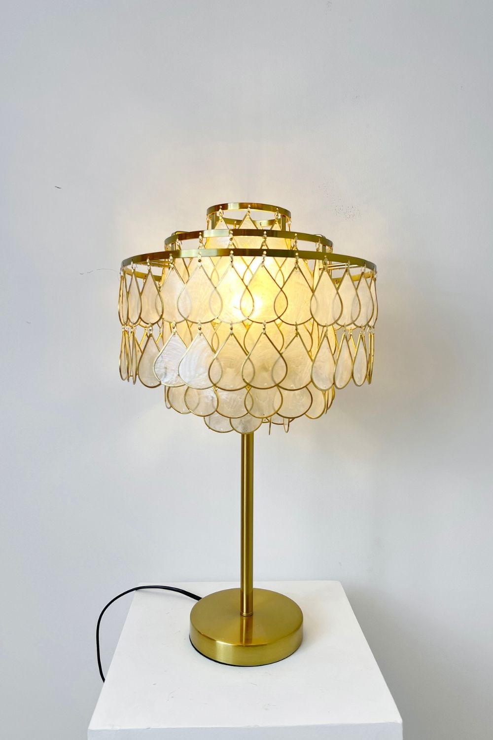 Teardrops Capiz Table Lamp