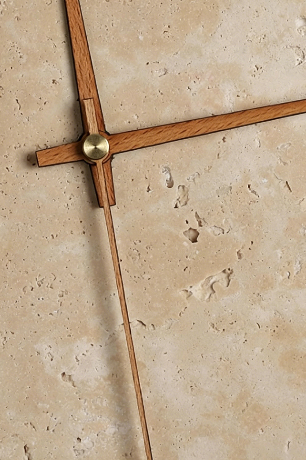 Temporal Epoch Detail | Wood, Travertine | Close-up of the wooden hands and central hardware | Samu Lamp