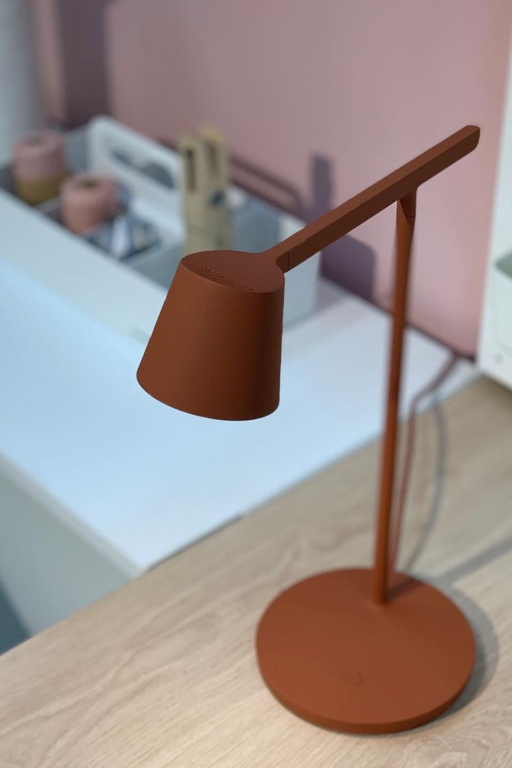 Tip Table Lamp - SamuLighting