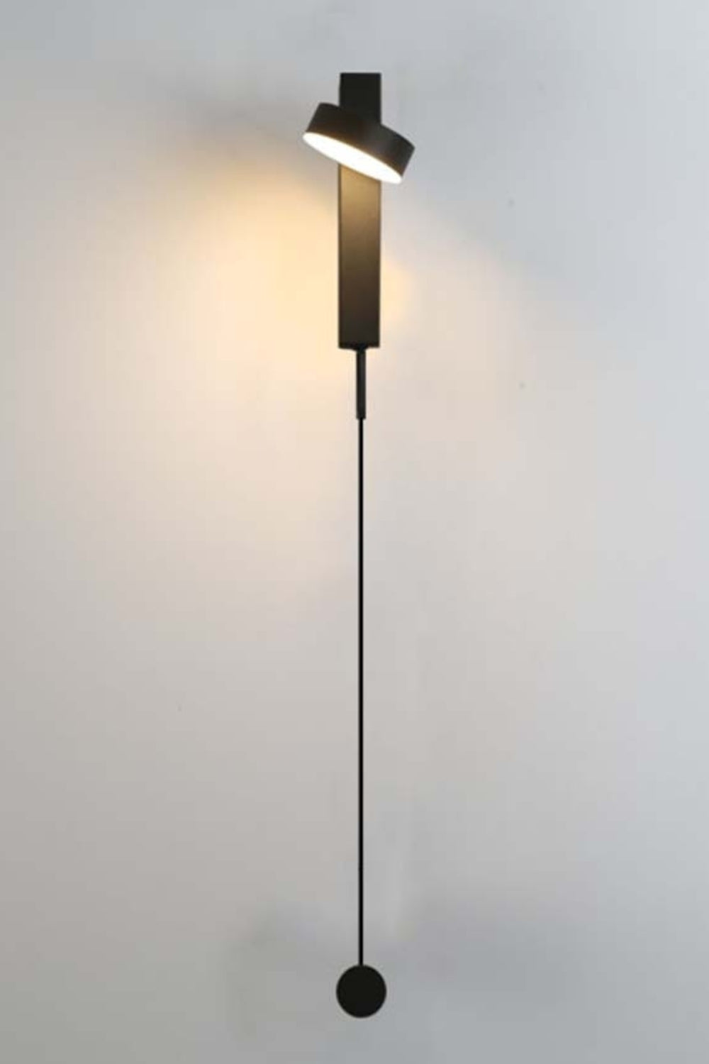 Tournant Wall Light