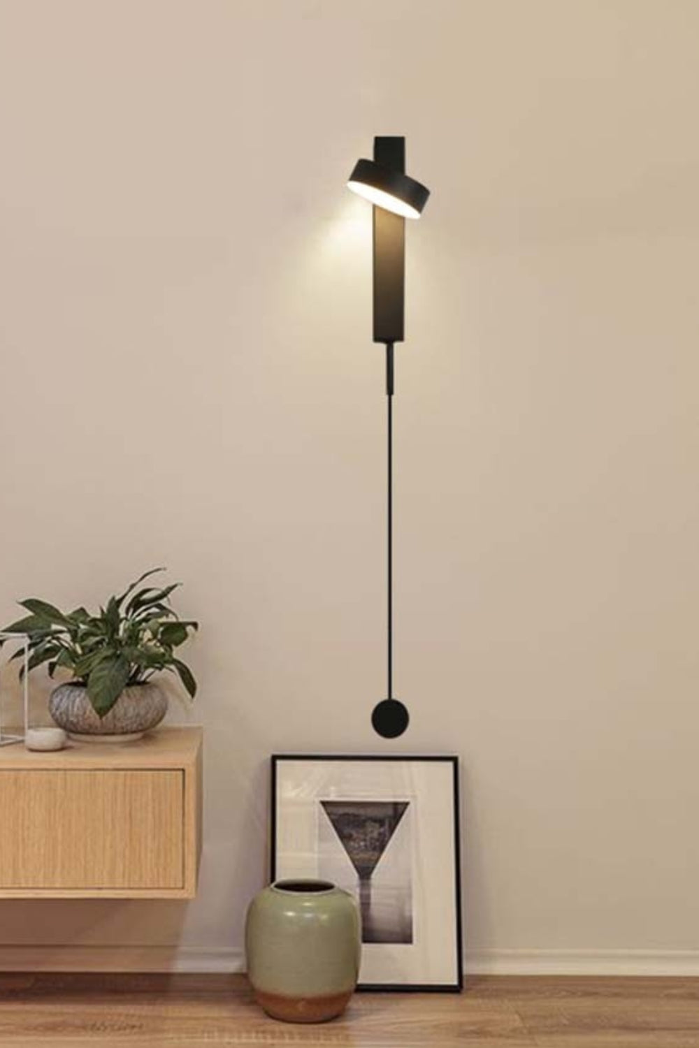 Tournant Wall Light