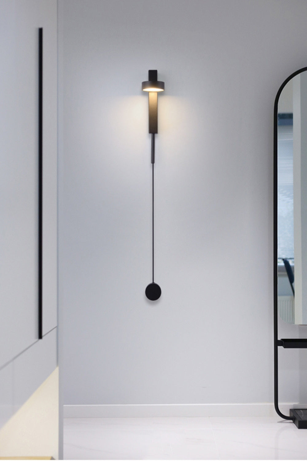 Tournant Wall Light