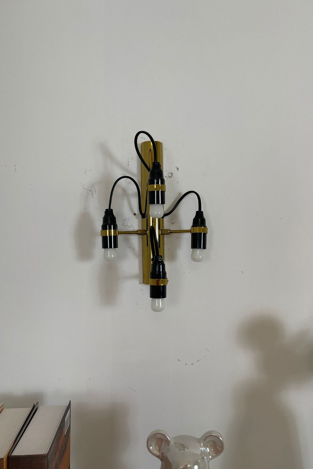 Traditional Mid-century 2097 Wall Lamp