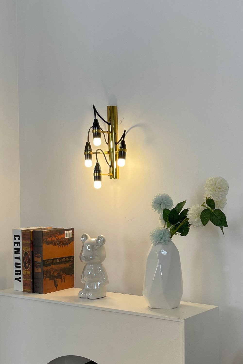 Traditional Mid-century 2097 Wall Lamp