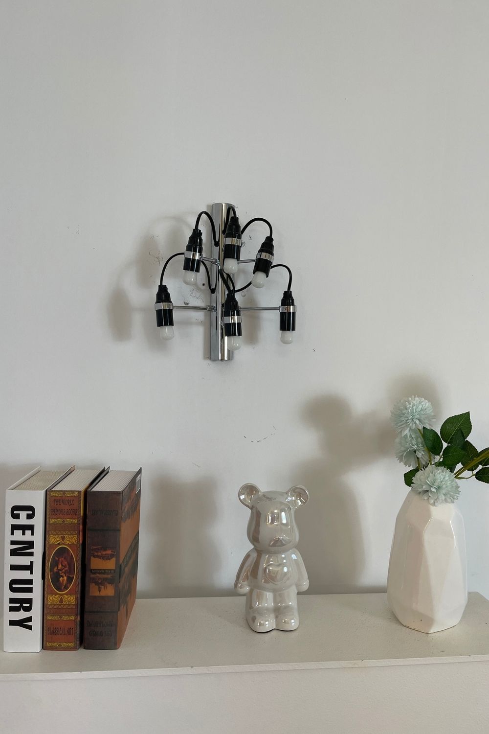 Traditional Mid-century 2097 Wall Lamp