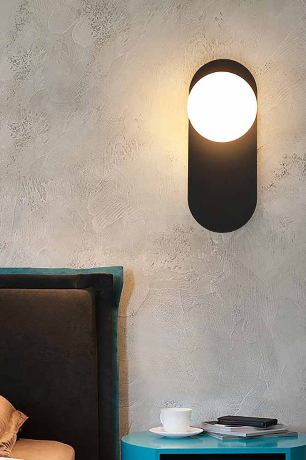 Flat Base Globe Sconce - SamuLighting