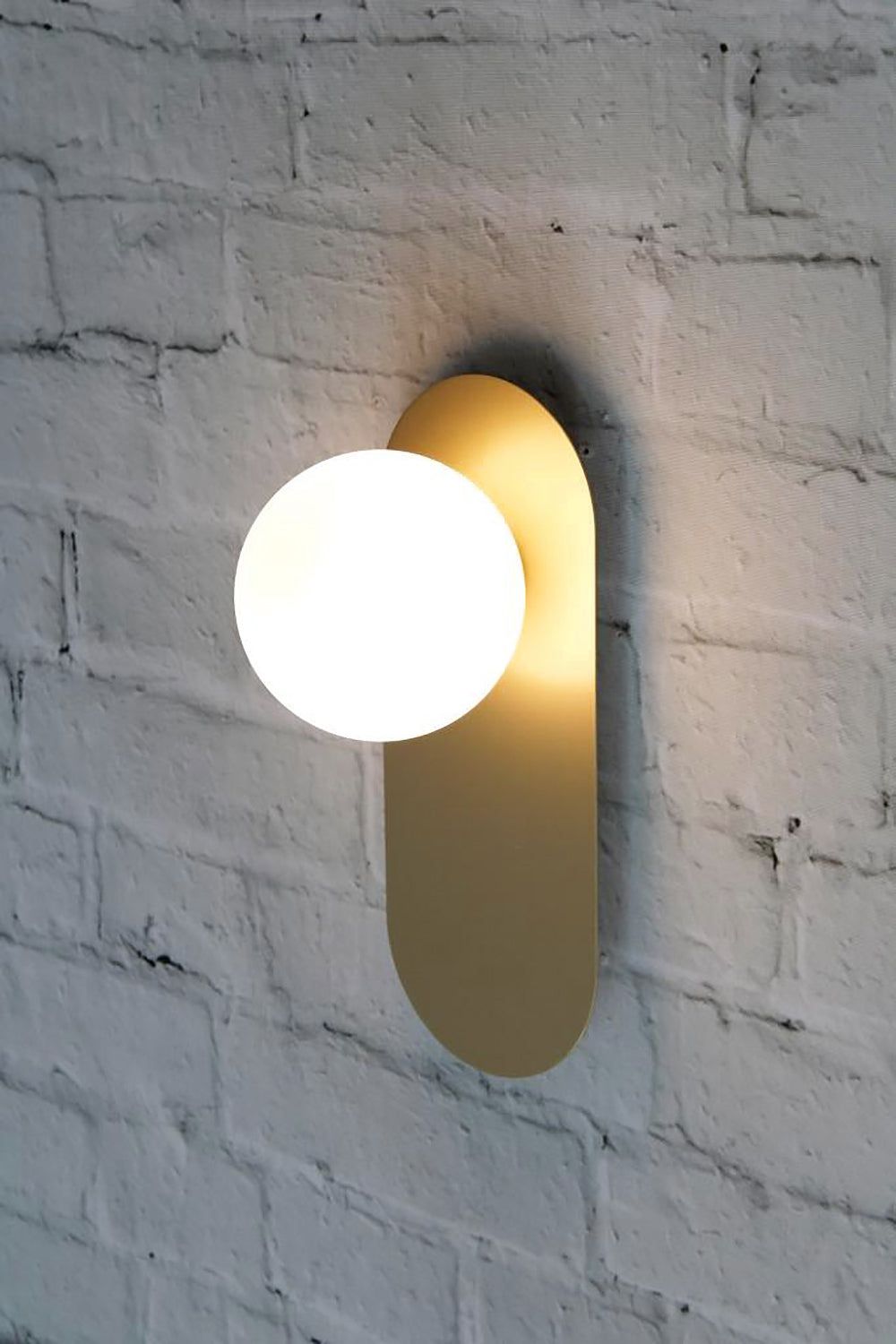 Flat Base Globe Sconce - SamuLighting