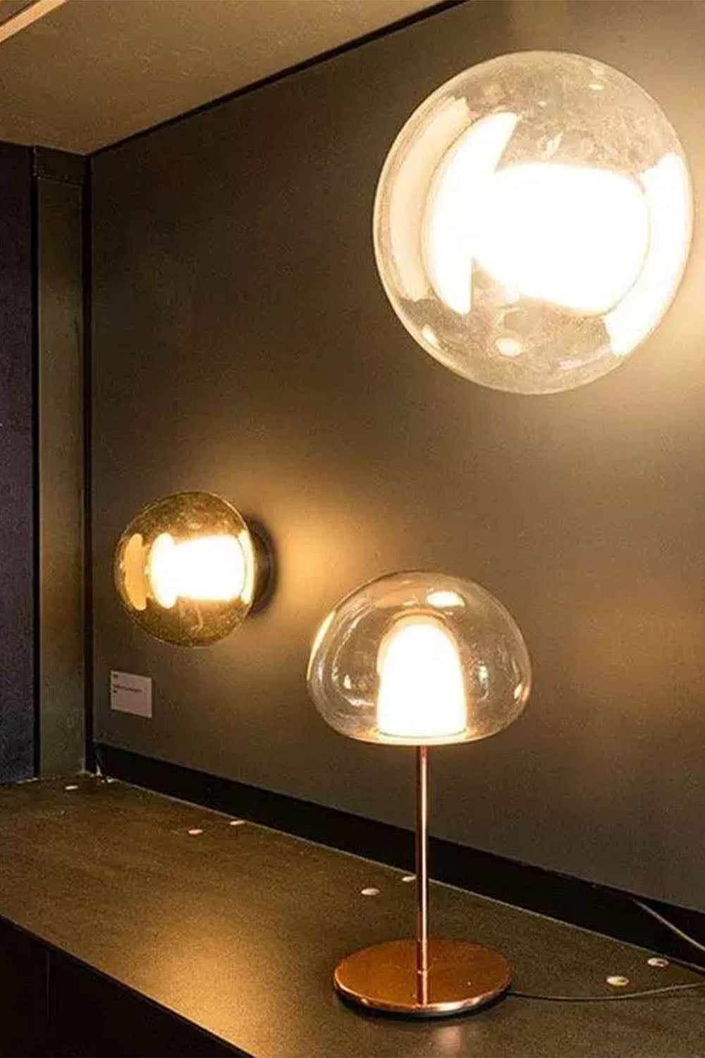 Twilight Globe Table Light