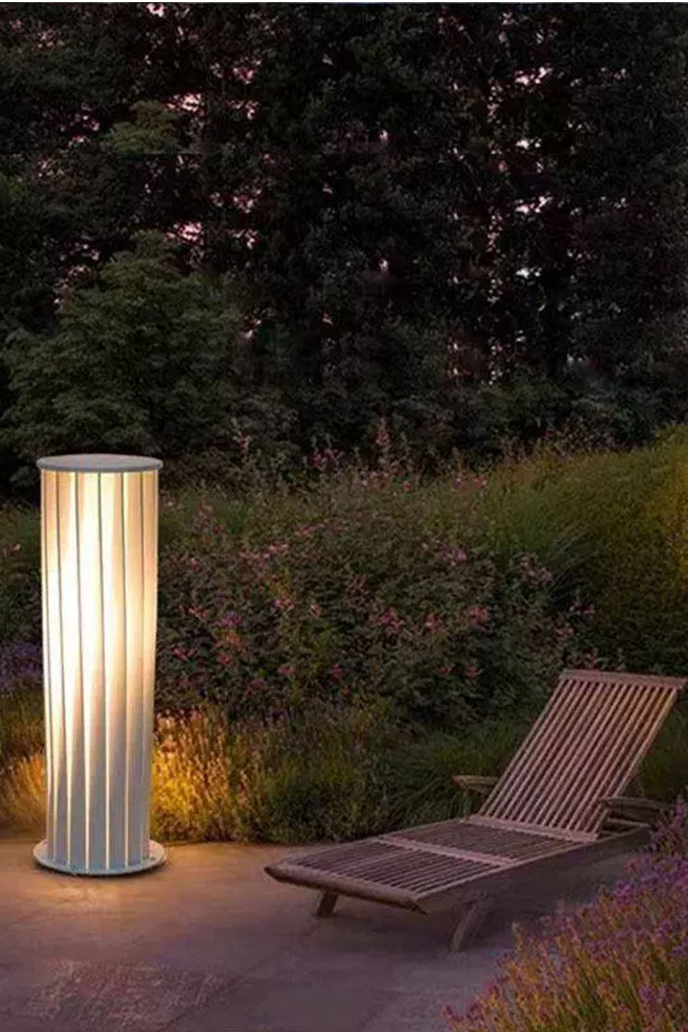 Twisted Acrylic Lantern Lawn Light