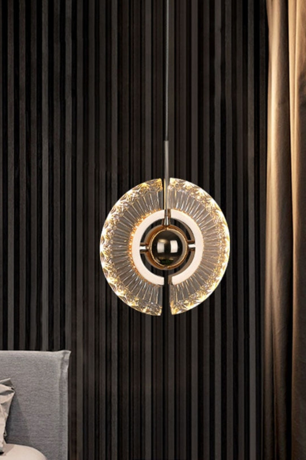 UFO Acrylic Pendant Light - SamuLighting