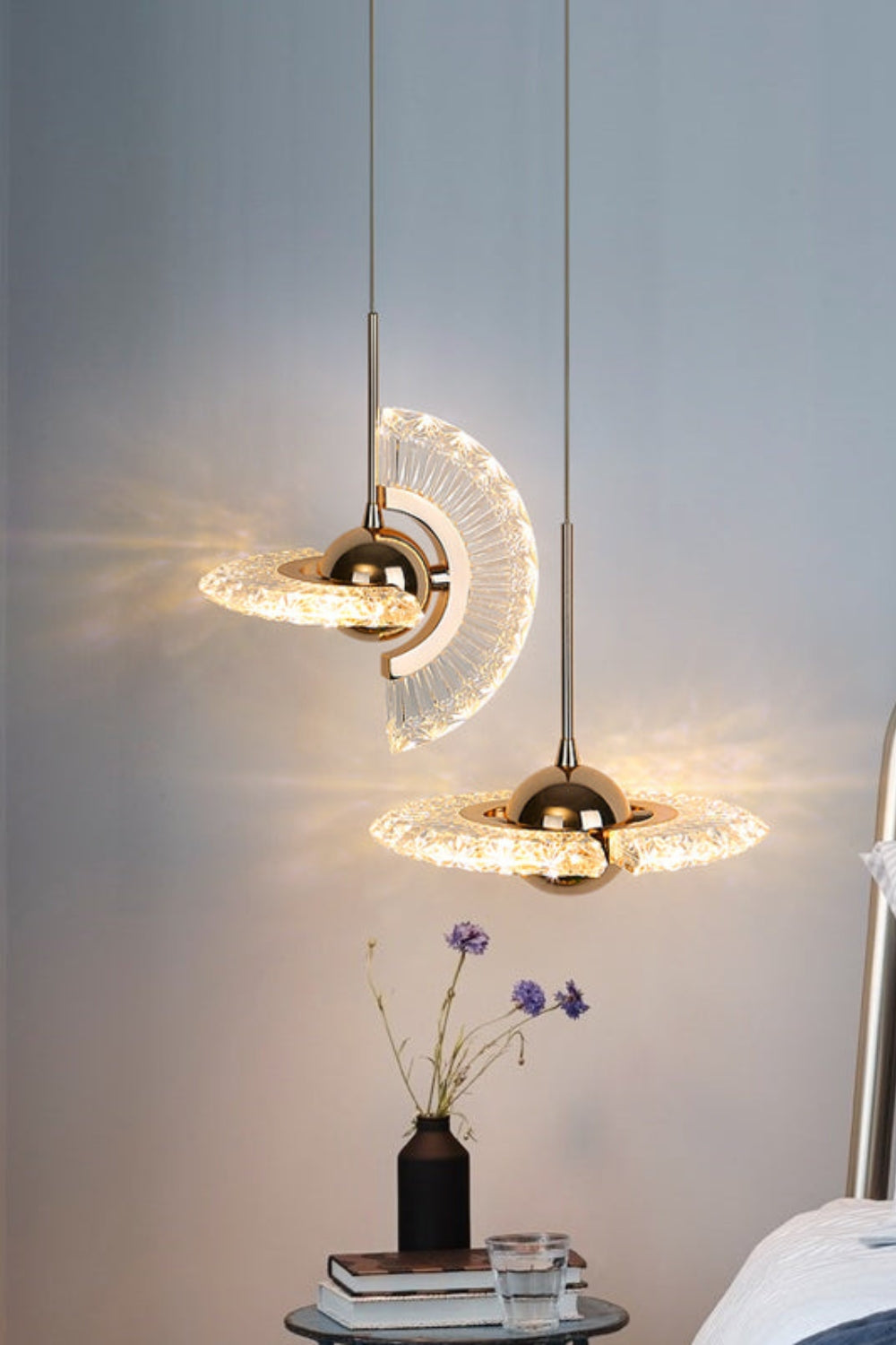 UFO Acrylic Pendant Light - SamuLighting