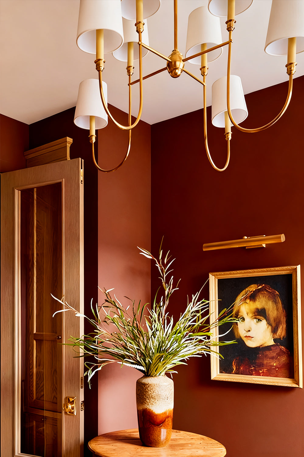 Modern Brass 8-Light Chandelier