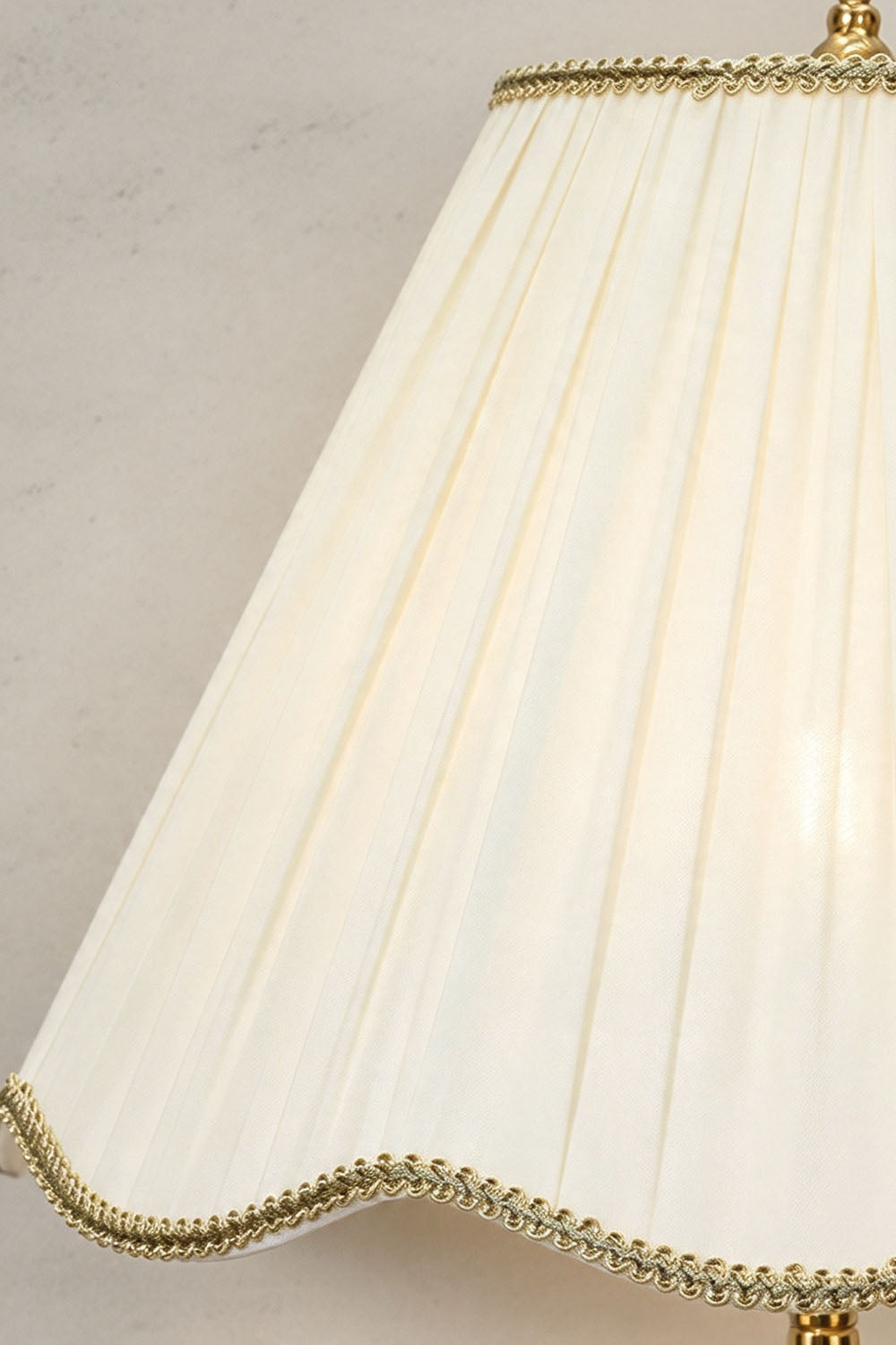 Verdelaine Brass Marble Cherub Table Lamp | Brass and Marble | Close-up of pleated scalloped fabric lamp shade | Samu Lamp