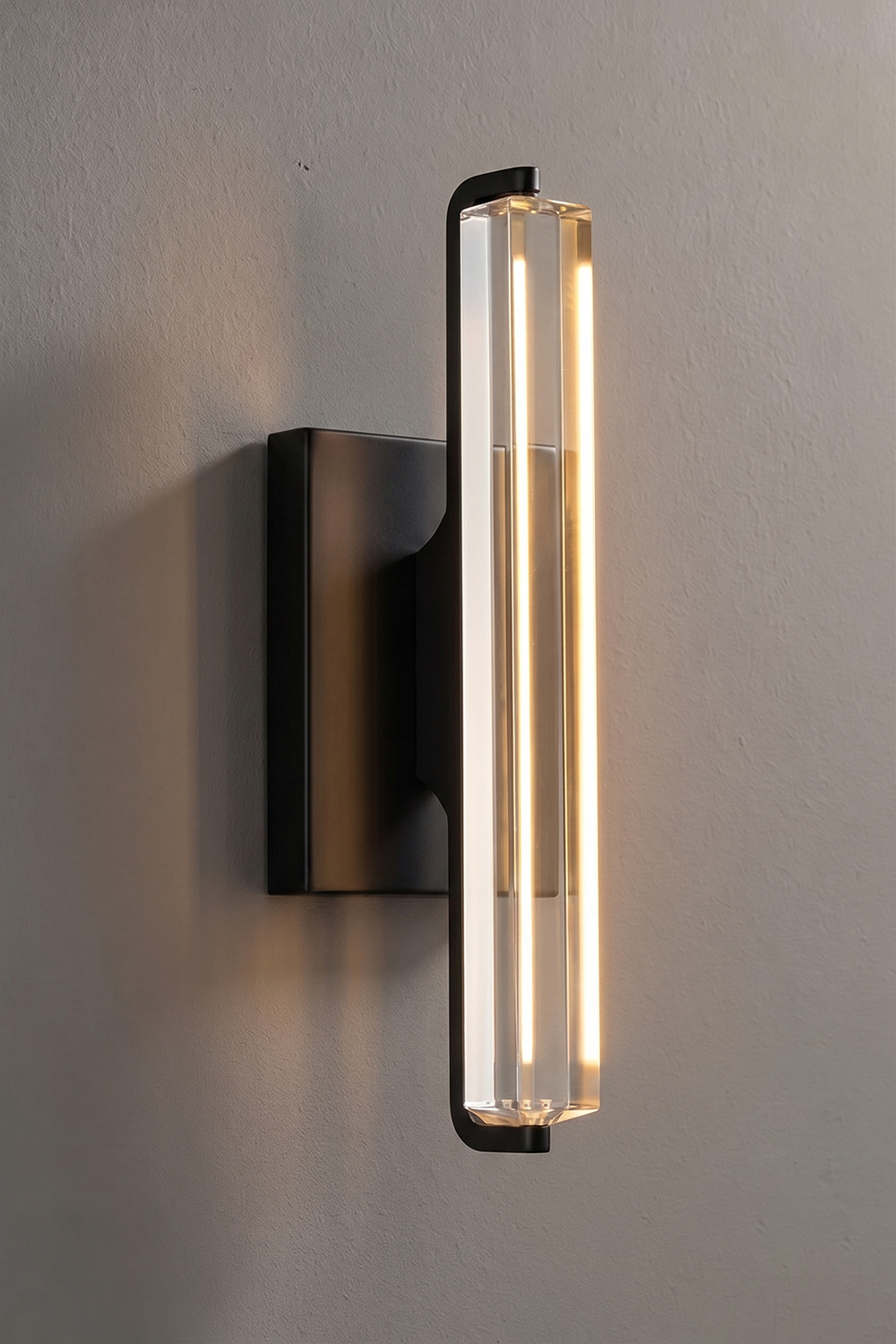 Verel Crystal Bar Wall Sconce