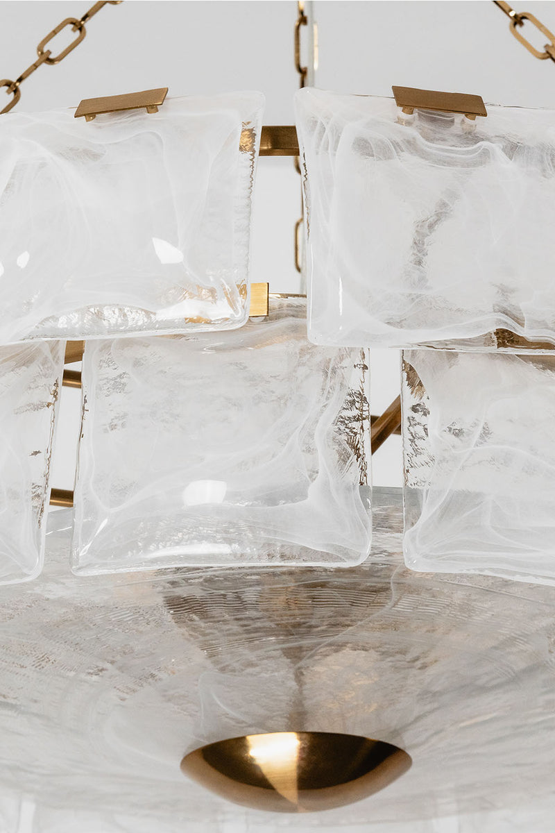 Clear Glass Keeps the Room Open