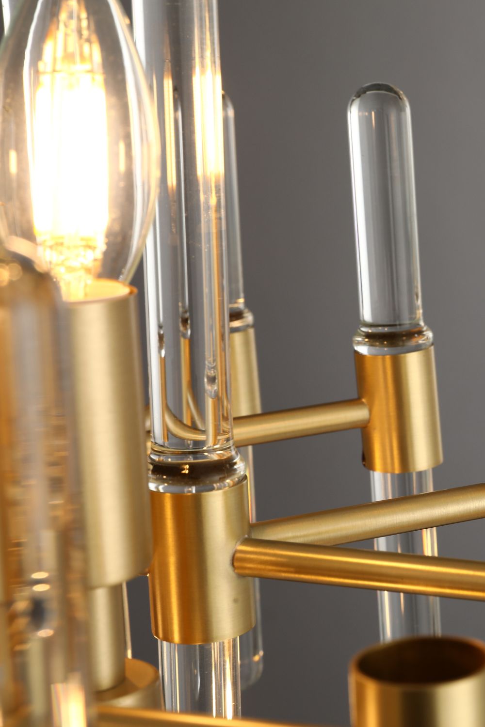 Vintage Antique Brass Chandelier - SamuLighting