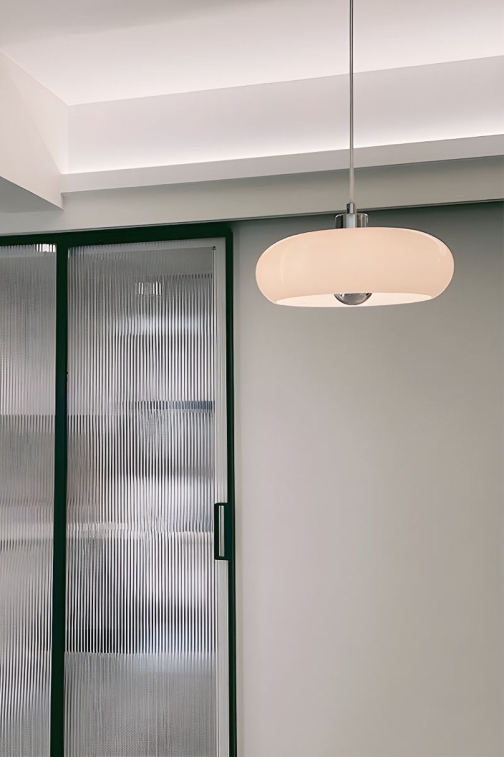 Vintage Bauhaus Glass Pendant Light - SamuLighting