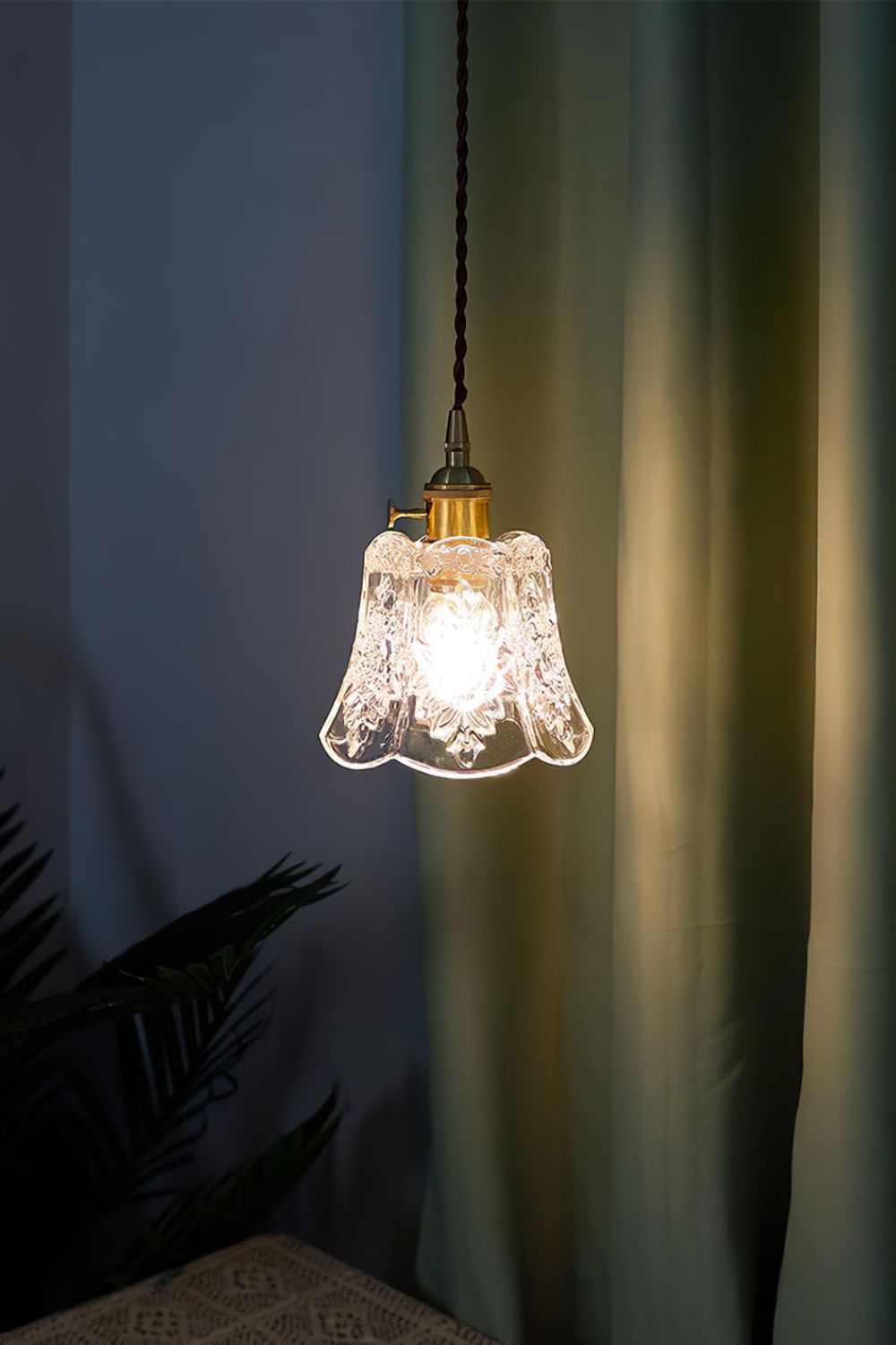 Vintage Flower Glass Pendant Light