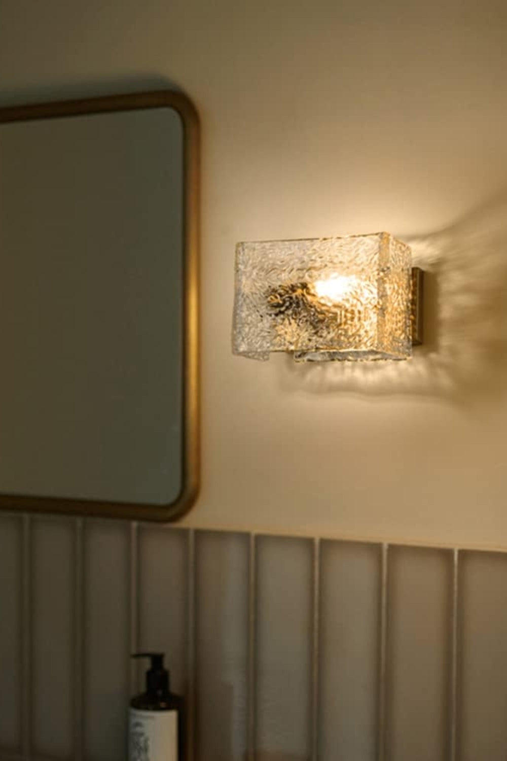 Water Pattern Glass Square Wall Sconce Lamp - SamuLighting