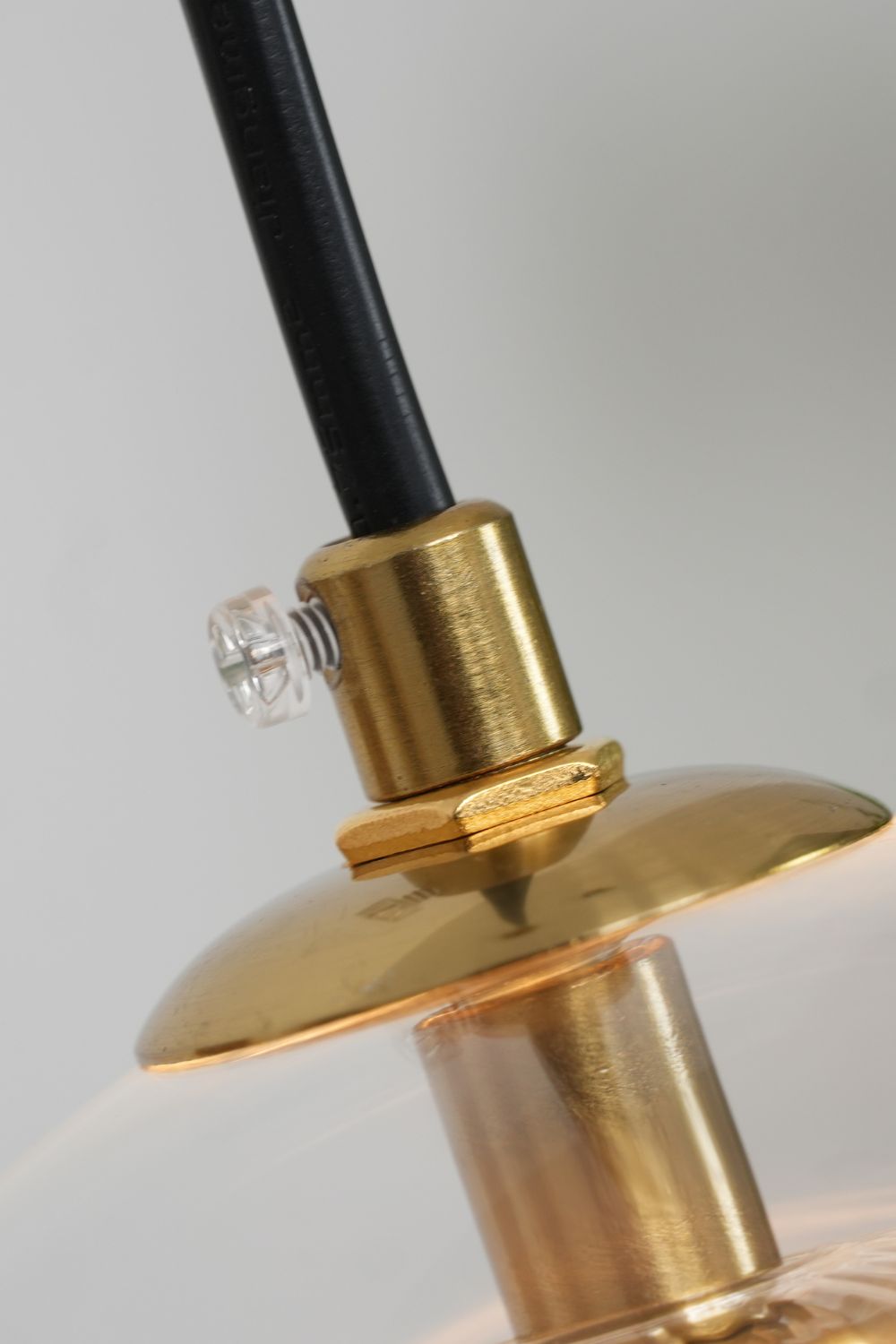 Wave Pendant Light