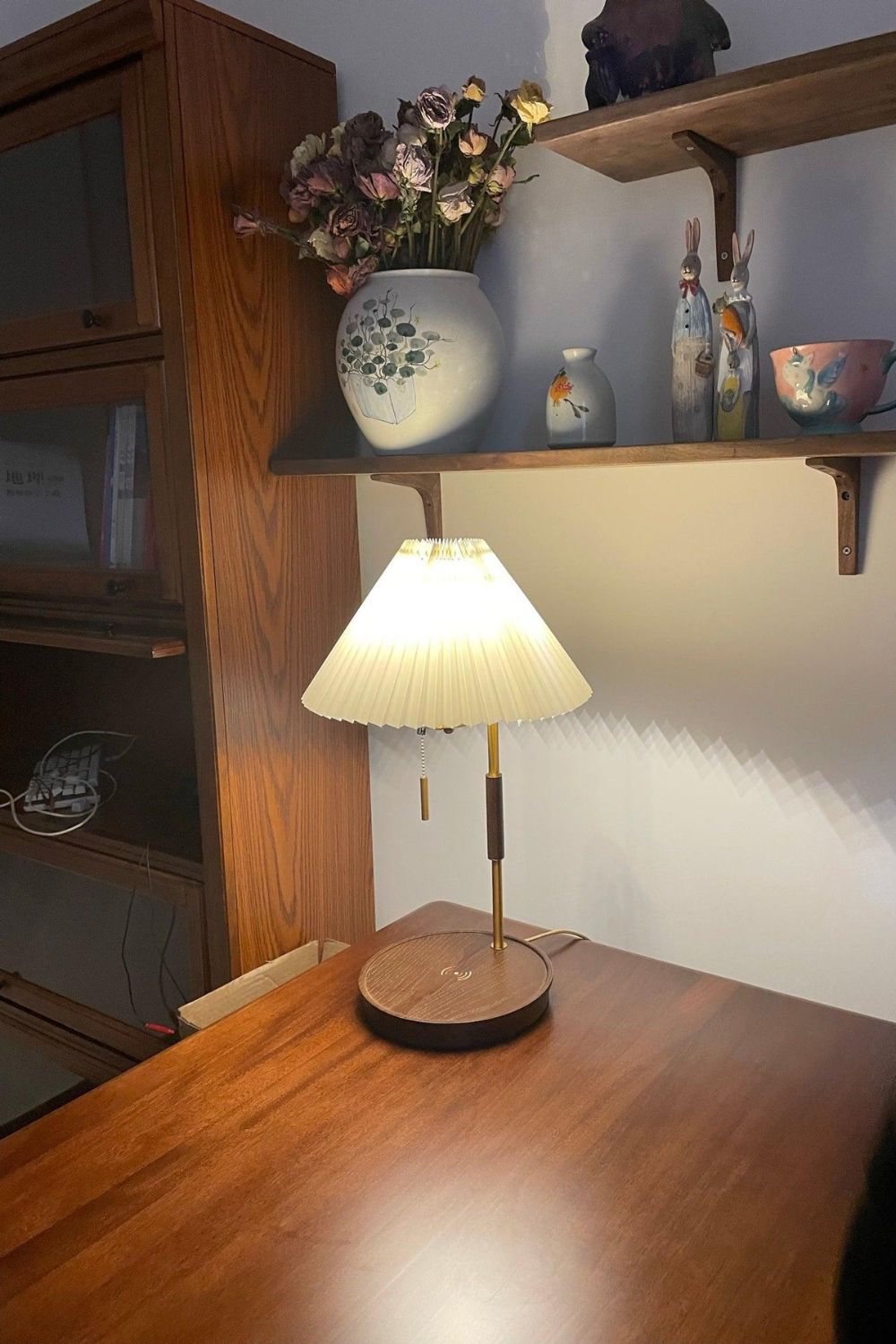 Wooden Retro Table Lamp - SamuLighting