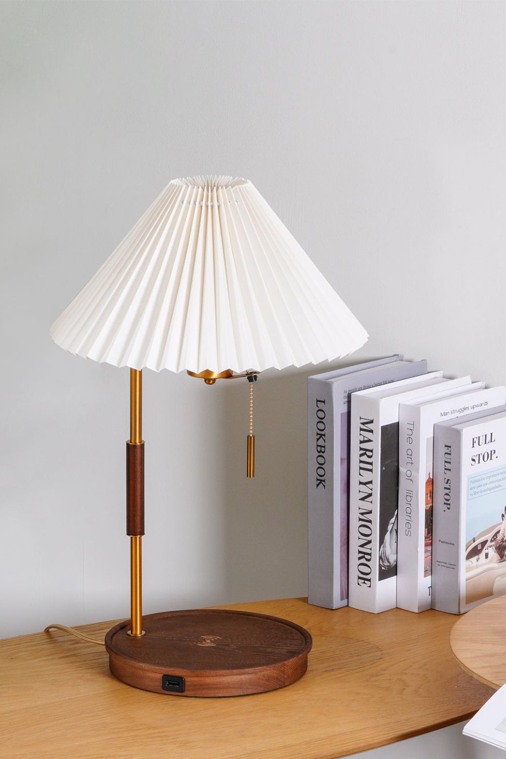 Wooden Retro Table Lamp - SamuLighting