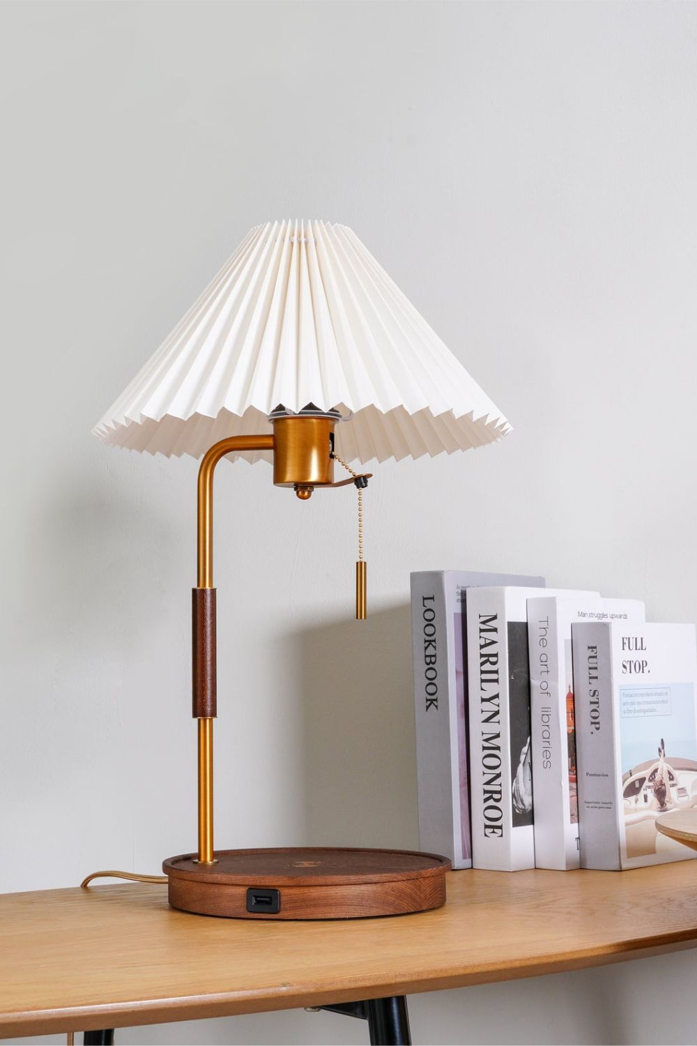 Wooden Retro Table Lamp - SamuLighting