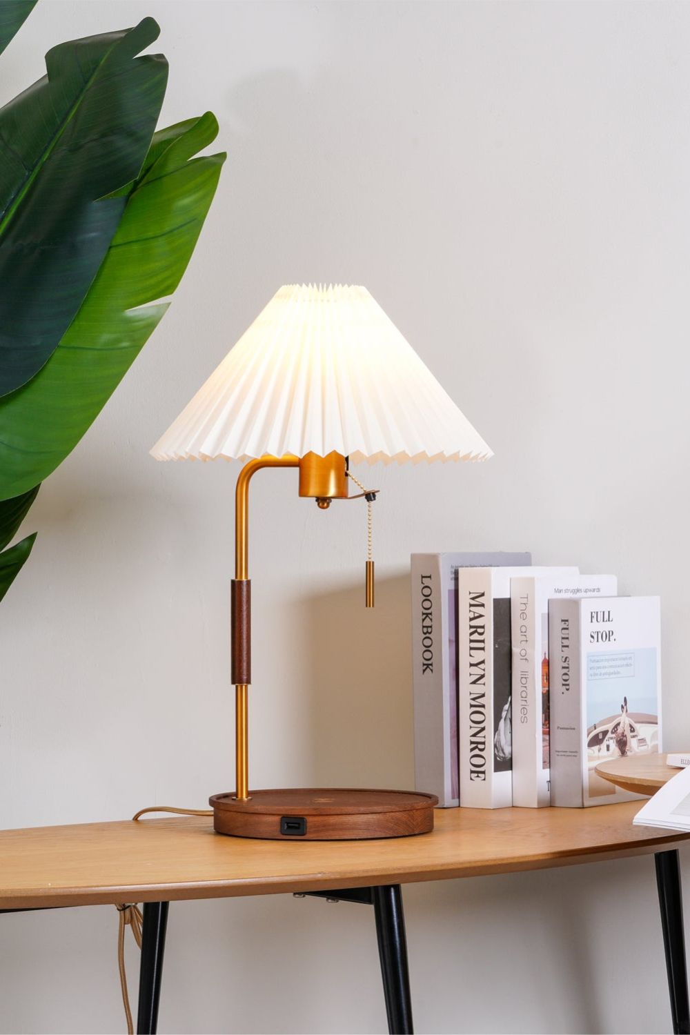 Wooden Retro Table Lamp - SamuLighting