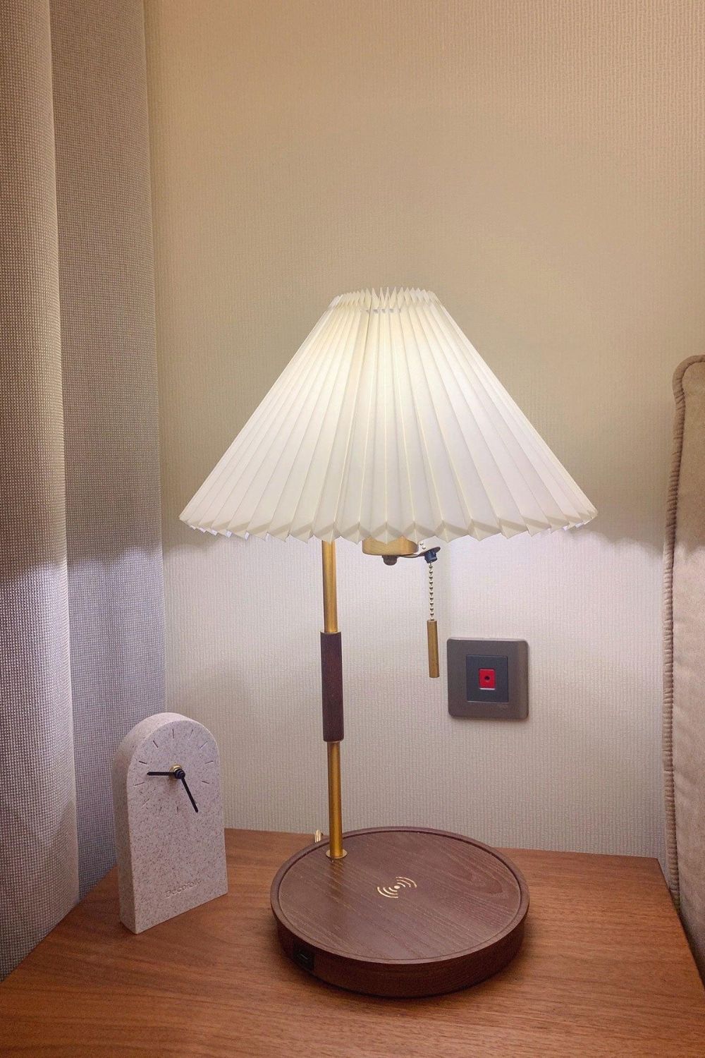 Wooden Retro Table Lamp - SamuLighting