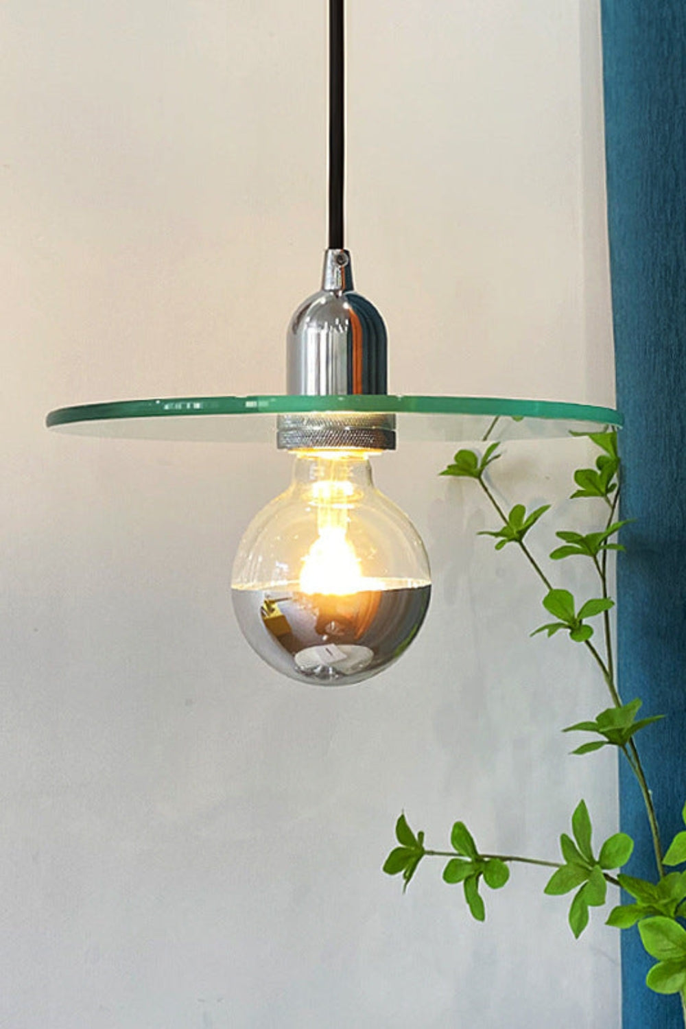 Yoik Glass Pendant Lamp - SamuLighting