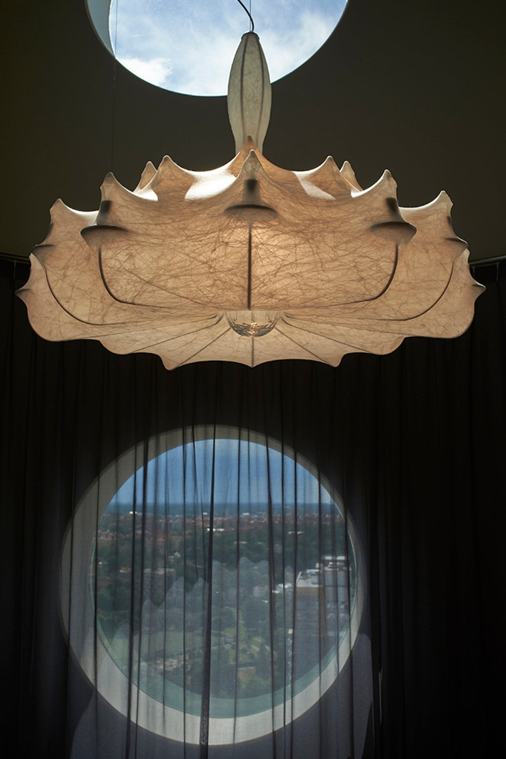 Zeppelin Chandelier - SamuLighting