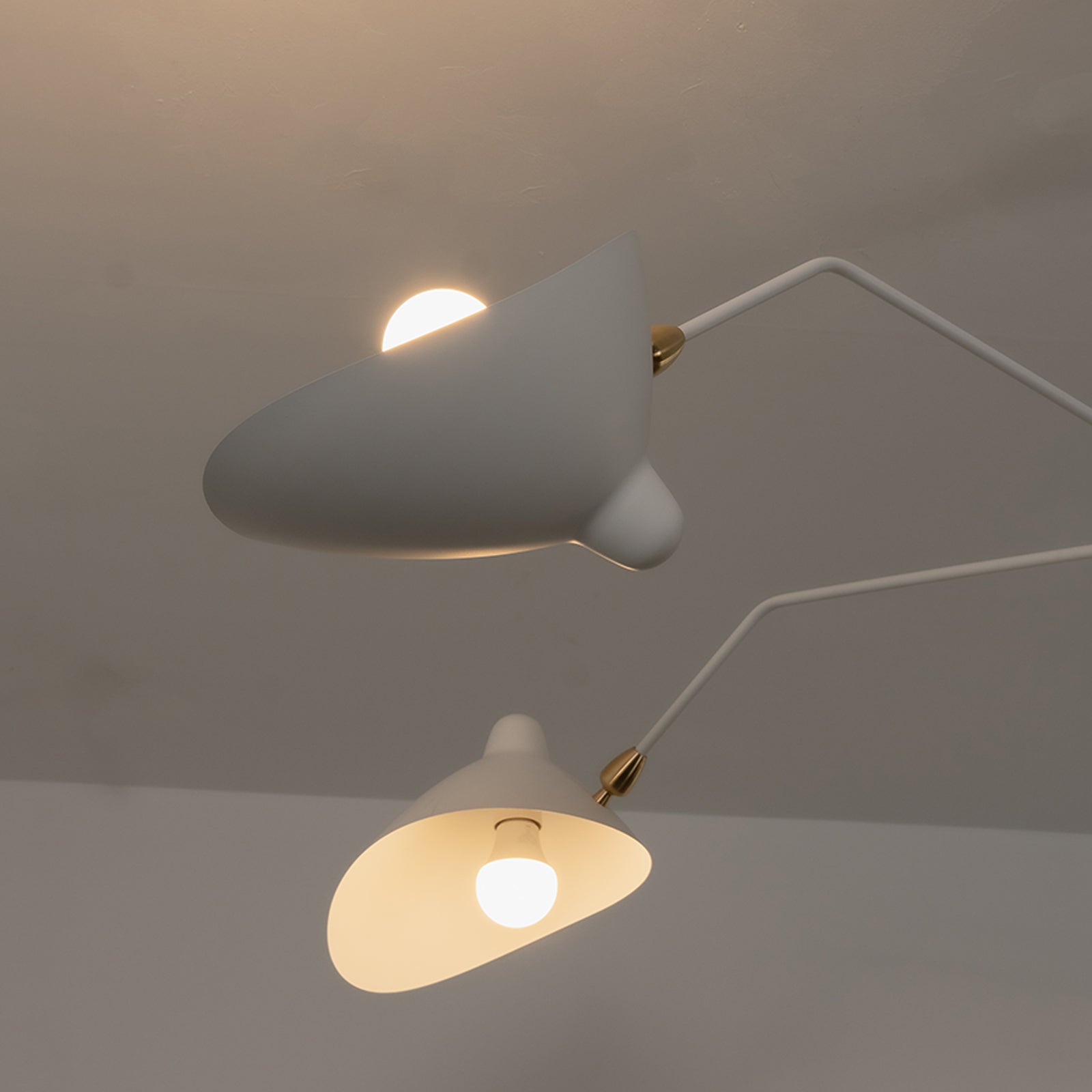 Adjustable Shade Angles